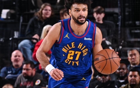 爱游戏-穆雷连续二十场比赛得分超过关键助攻，湖人挑战极限！的简单介绍