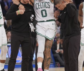 AYX-包含塔图姆爆冷击败日本队，势不可挡引爆全场！的词条