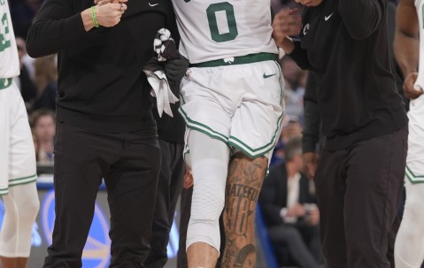 AYX-包含塔图姆爆冷击败日本队，势不可挡引爆全场！的词条