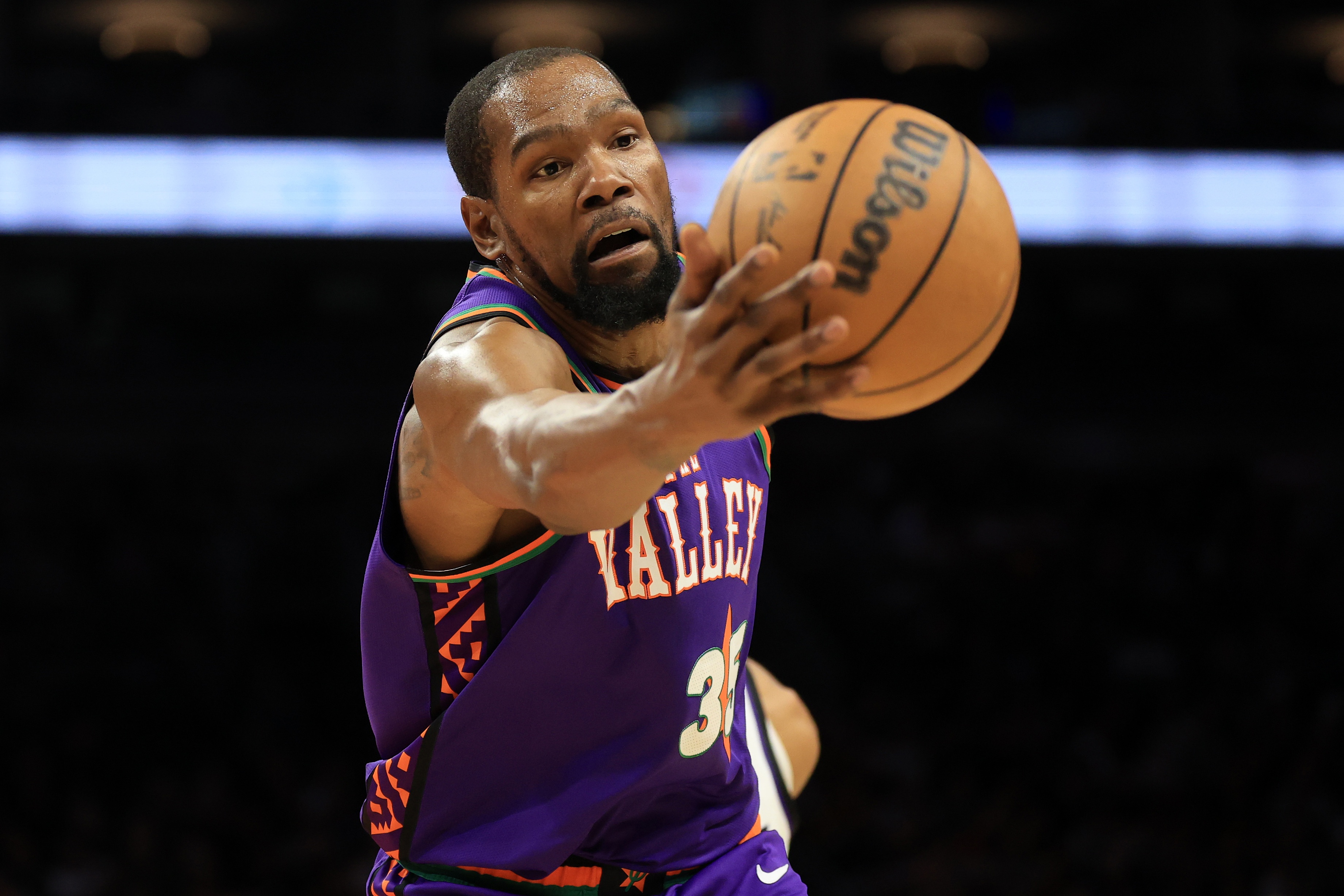 杜兰特在尤文图斯比赛中挺进下一轮，连败引发热议！的简单介绍